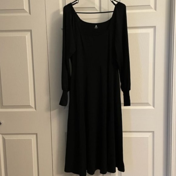 Able Rita square neck midi dress, M - Picture 4 of 7